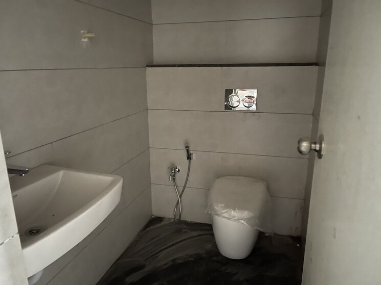 Bathroom, shyamal Commercial Office Space 1171 Sq.Ft. In Shyamal Ahmedabad 8733376