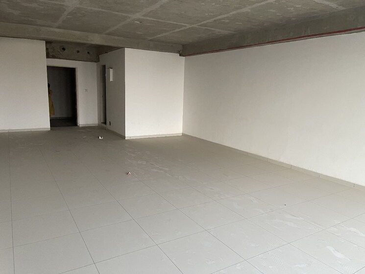 Room, shyamal Commercial Office Space 1171 Sq.Ft. In Shyamal Ahmedabad 8733376