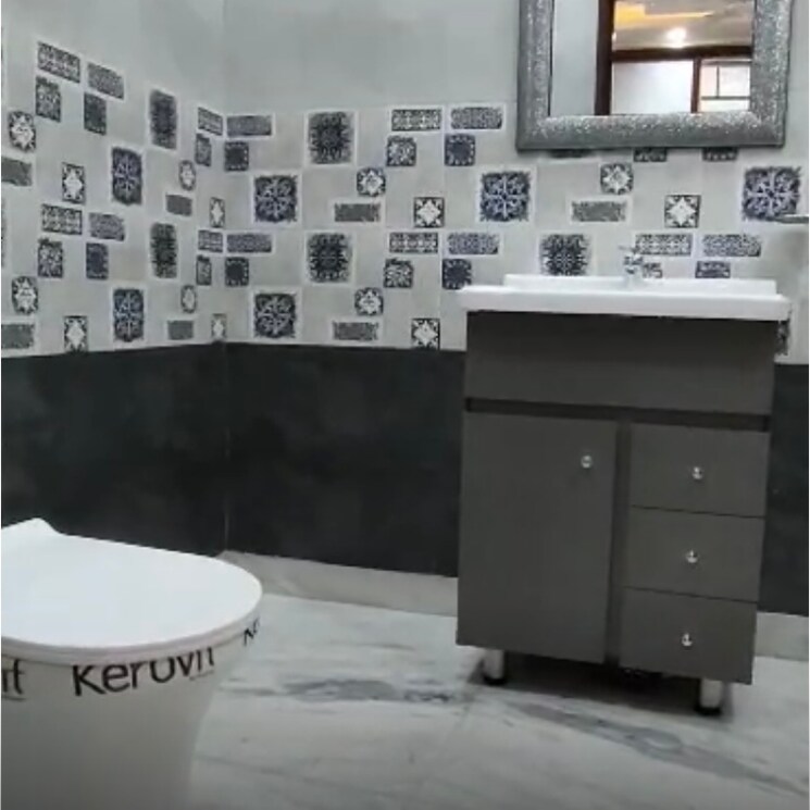 Kitchen, lajpat nagar i 1 Bedroom 800 Sq.Ft. Builder Floor In Lajpat Nagar I Delhi 8733598