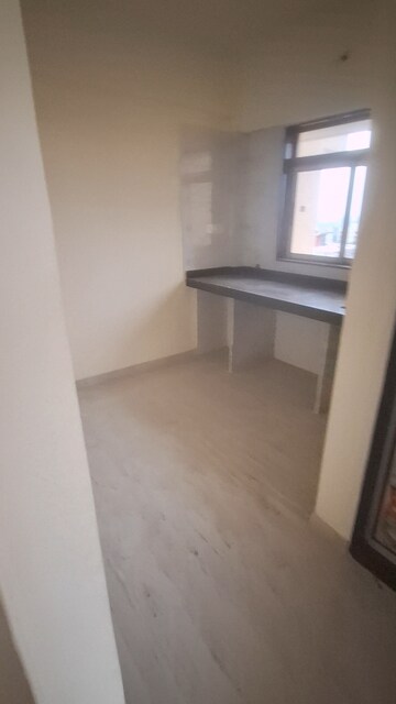 Room in 1 BHK Apartment at Kalina – for Sale