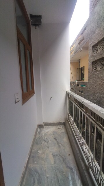 Balcony in 1 BHK Builder Floor at Govindpuri – for Sale