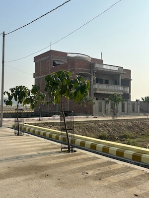  Plot – Exterior View View at Gomti Nagar - for Sale