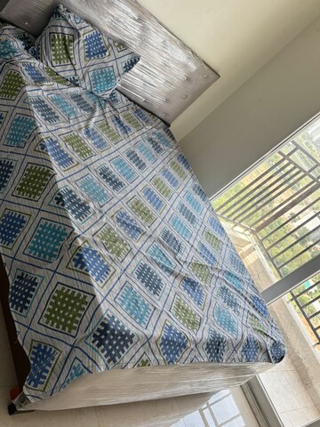 Bedroom in 2 BHK Apartment at Signature Global Prime, Sector 63a – for Rent