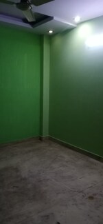 2 BHK + Servant Room 600 Sq.Ft. Builder Floor in Laxmi Nagar