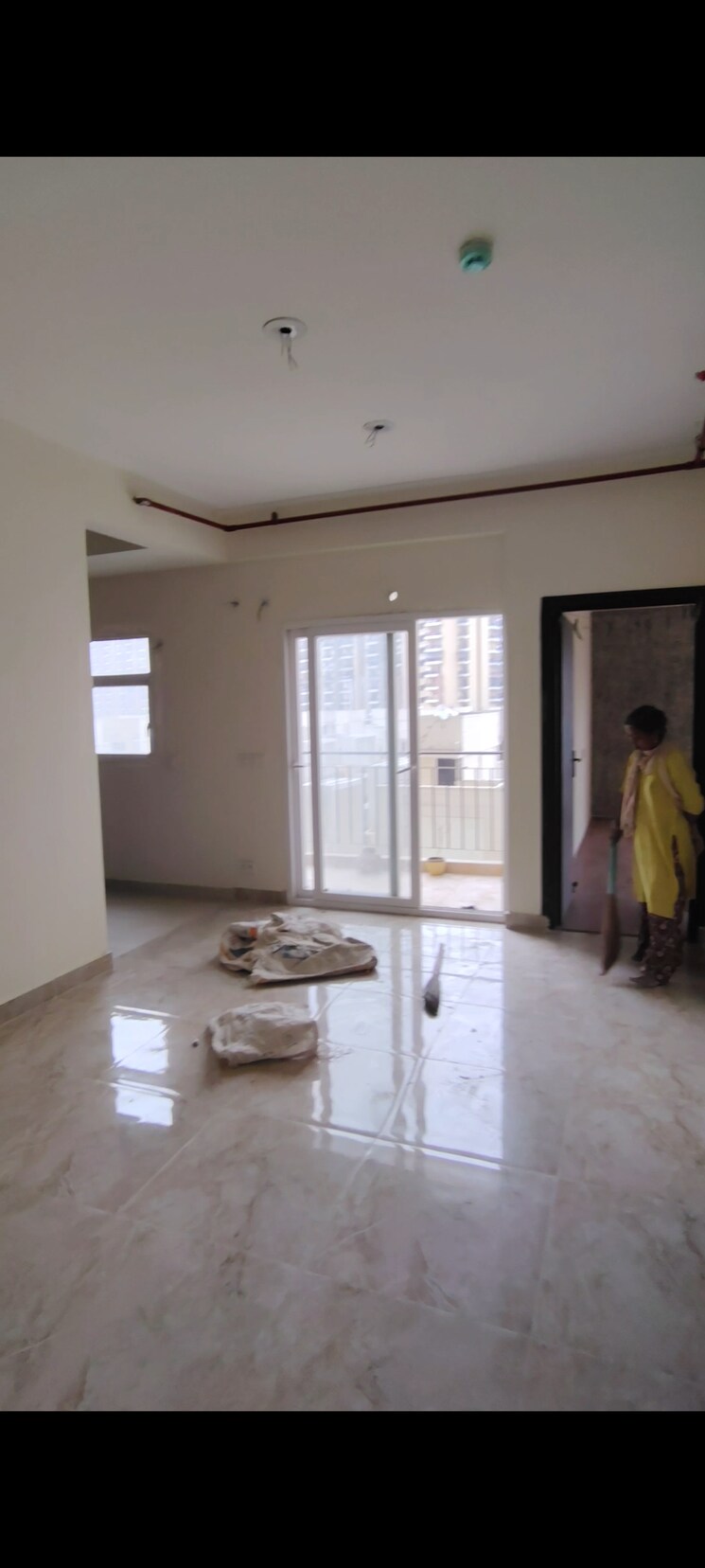 Living Room, amrapali-enchante 2 Bedroom 850 Sq.Ft. Apartment In Tech Zone 4 Greater Noida Greater Noida 8733854