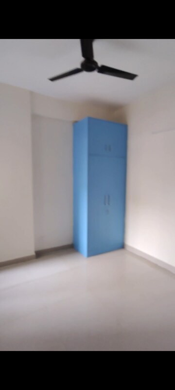 Room in 2 BHK Apartment at Amrapali Enchante, Tech Zone 4 Greater Noida – for Rent