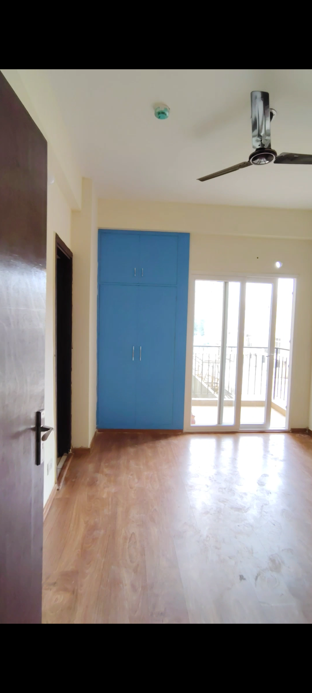 2 BHK Apartment For Rent in Amrapali Enchante