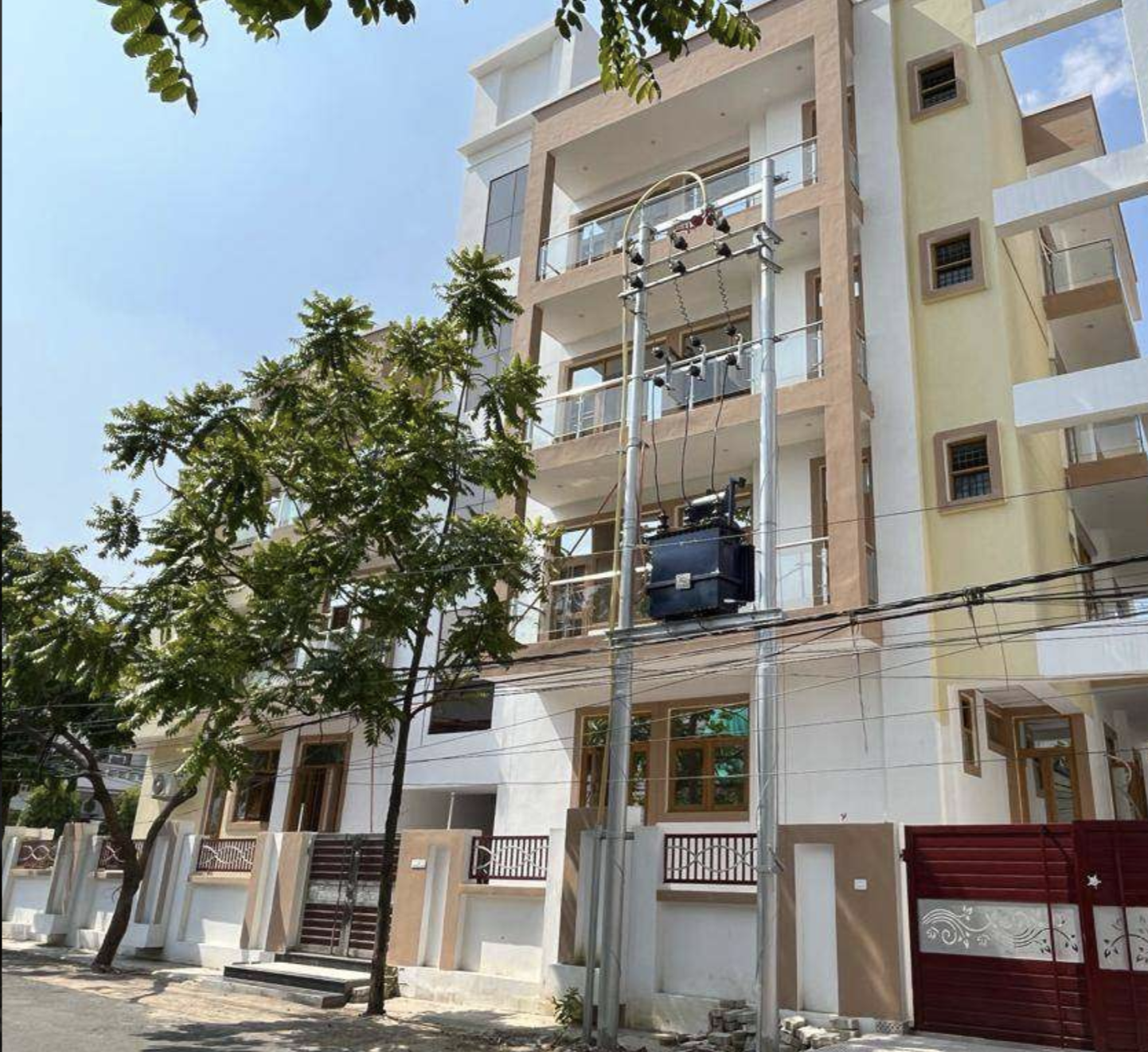 3 BHK + Pooja Room Builder Floor For Rent in Shri Badrish Bhawan