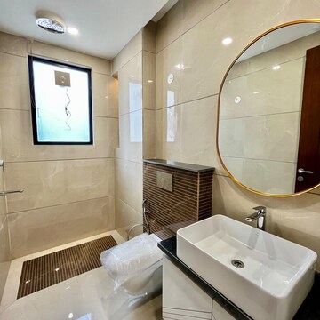 Team Area in 4 BHK Builder Floor at Ansal API Esencia, Sector 67 – for Sale