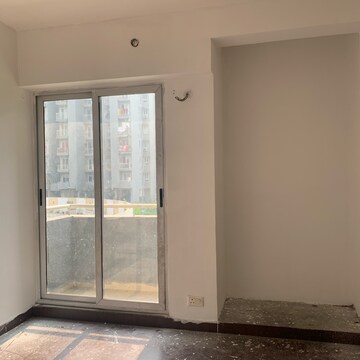 Room in 1 BHK Apartment at Aditya Urban Homes, Shahpur Bamheta – for Rent