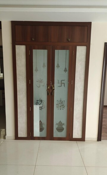Building Lobby in 3 BHK Apartment at Vishnu Vistara, Hi Tech City – for Rent