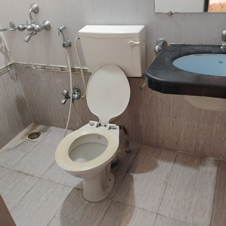 Bathroom, bhoomi-hills 3 Bedroom 950 Sq.Ft. Apartment In Kandivali East Mumbai 8734508