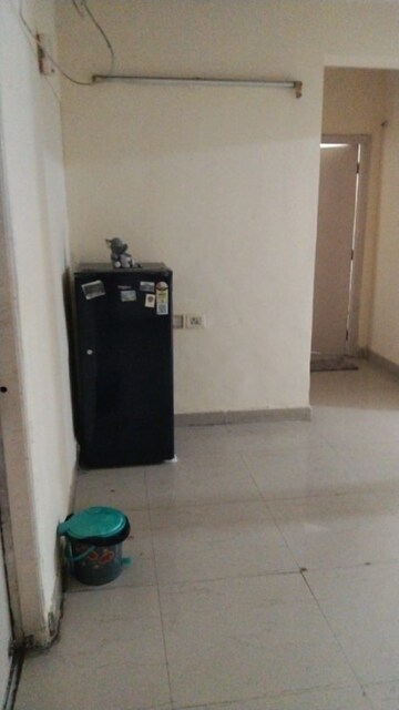 Room in  Pg at Cosmos Golden Heights, Sain Vihar – for Rent