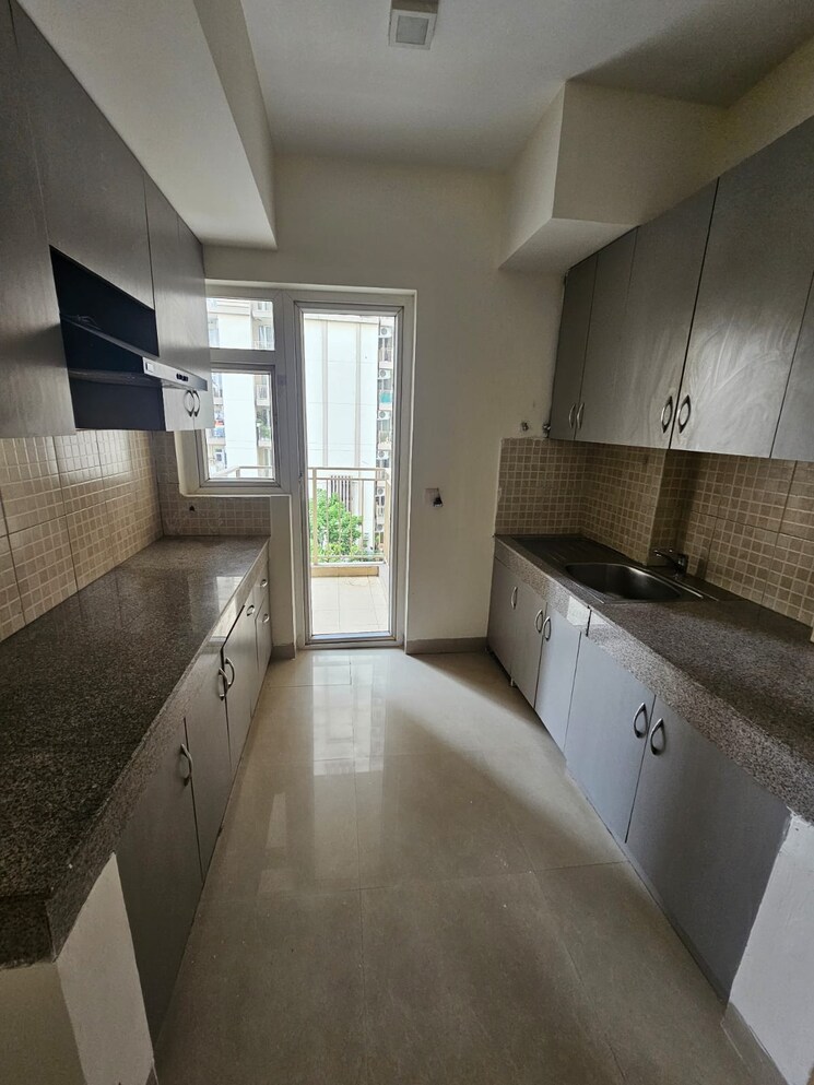 Kitchen, emaar-gurgaon-greens 3 Bedroom 1650 Sq.Ft. Apartment In Sector 102 Gurgaon 8734583