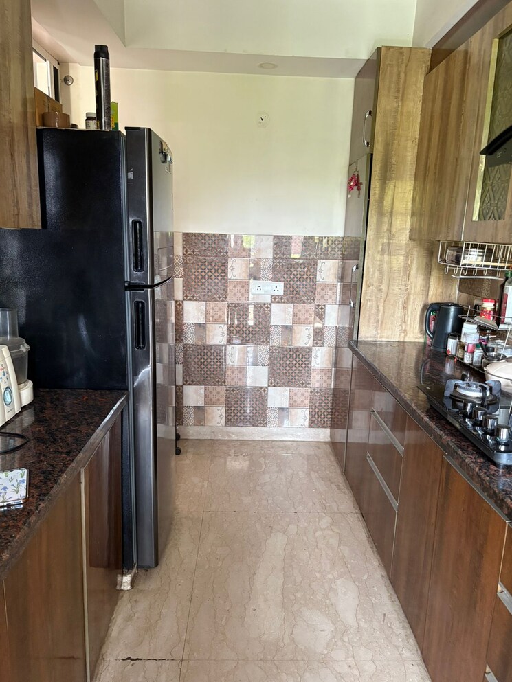 Kitchen, super-mart-1 3 Bedroom 2400 Sq.Ft. Builder Floor In Sector 27 Gurgaon 8735020