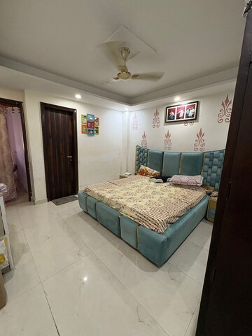 3 BHK Builder Floor For Rent in Super Mart 1, Sector 27