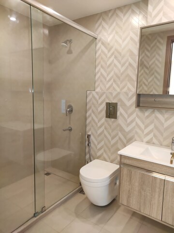 Bathroom in 4 BHK Apartment at Dlf Phase ii – for Rent