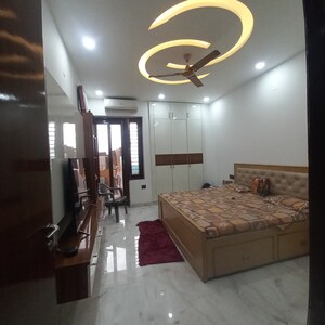 Bedroom in 3 BHK Builder Floor at ERA Green World, Sector 8 – for Sale