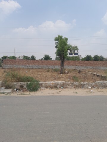 Plot For Sale in Narayan Vihar