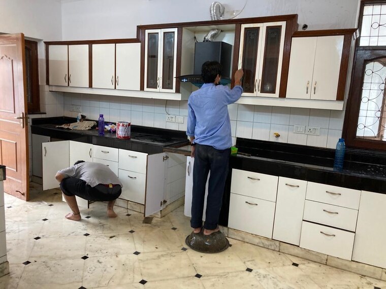 Kitchen, sainik farm 4 Bedroom 10800 Sq.Ft. Villa In Sainik Farm Delhi 8735072