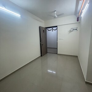 1 BHK Apartment For Rent in Goregaon East