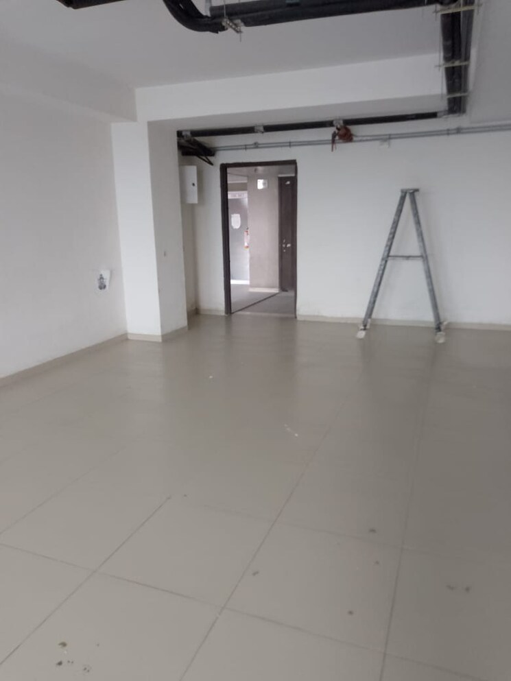 Room, elegance-earth-arise Commercial Office Space 1580 Sq.Ft. In Makarba Ahmedabad 8735231