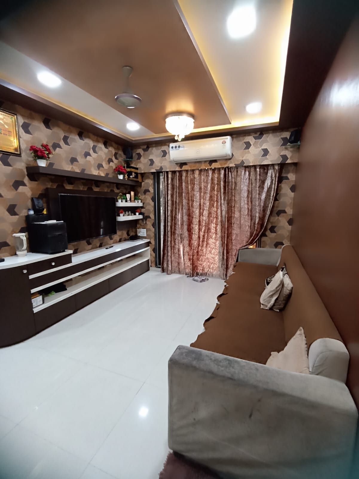 2 BHK Apartment For Rent in Sadguru Paradise
