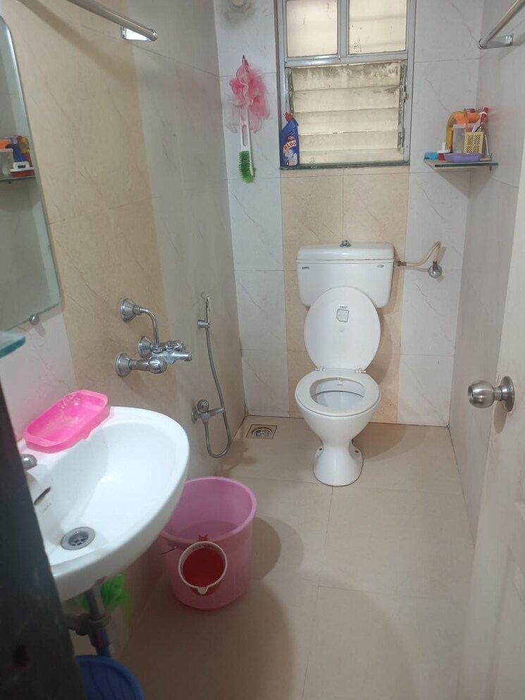 Bathroom, namrata-lilavati-greens 2 Bedroom 835 Sq.Ft. Apartment In Talegaon Dabhade Pune 8735252