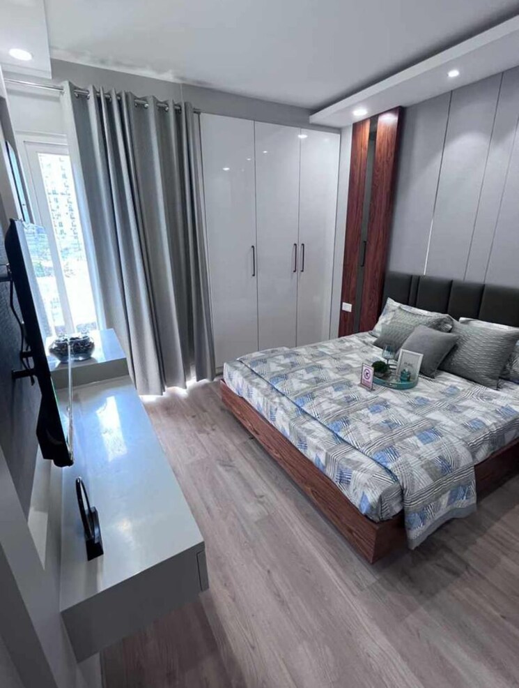 Bedroom, suncity-vatsal-valley 3 Bedroom 1430 Sq.Ft. Builder Floor In Gwal Pahari Gurgaon 8735261