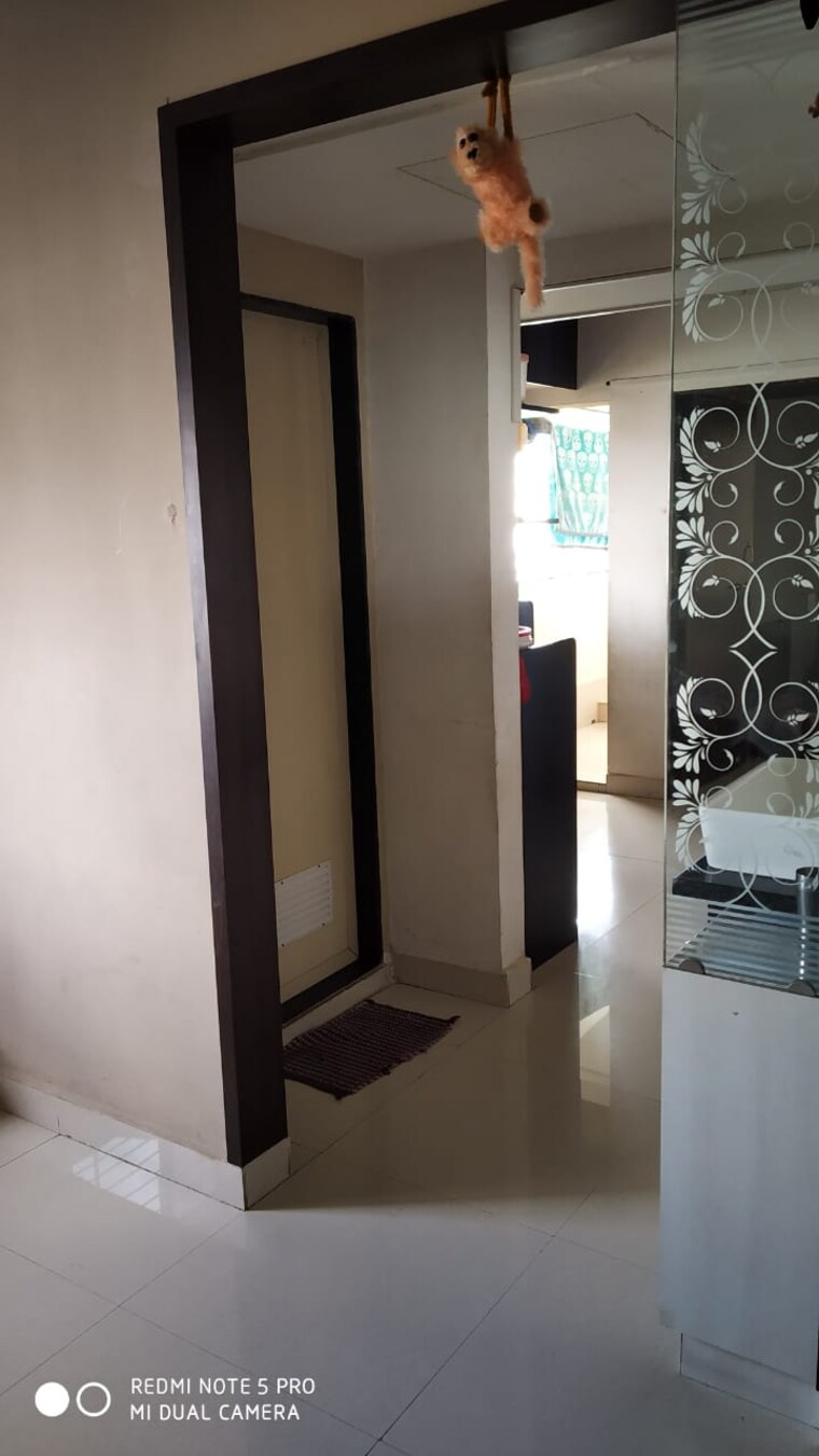 Other, vip road vesu 1.5 Bedroom 700 Sq.Ft. Apartment In Vip Road Vesu Surat 8735317