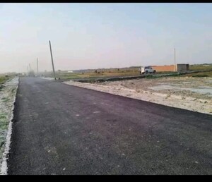 Plot Area in  Plot at Agra Expressway – for Sale