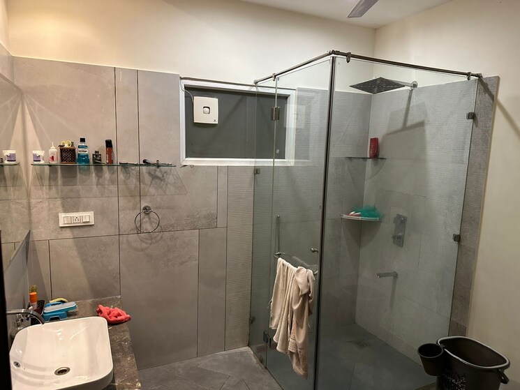 Bathroom, aerocity 6 Bedroom 5670 Sq.Ft. Independent House In Aerocity Mohali 8735320