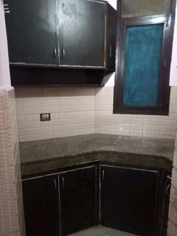 Furnished Amenities in 2 BHK Apartment at New Ashok Nagar – for Rent