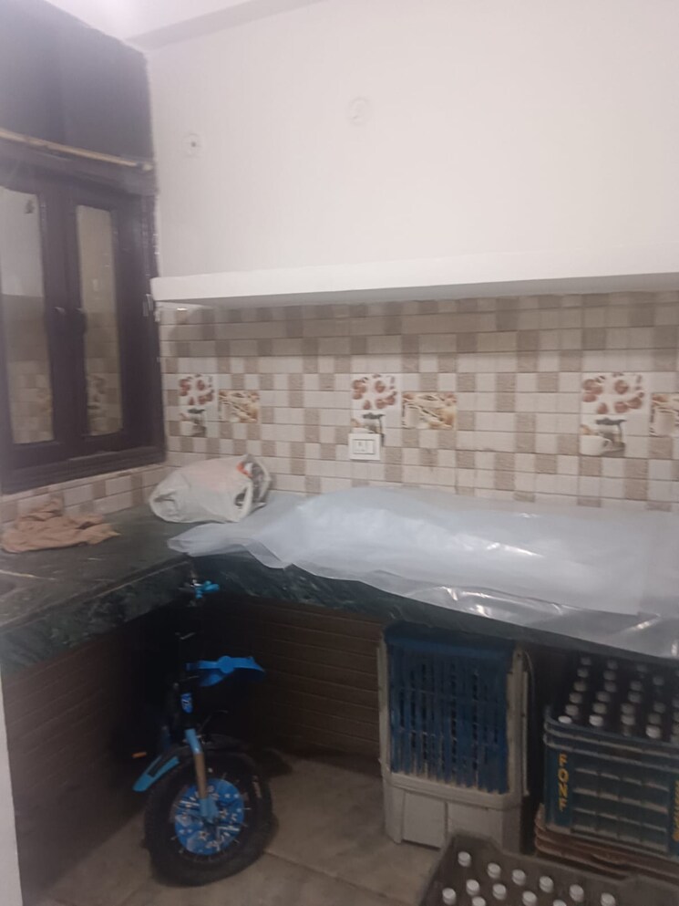 Kitchen, new ashok nagar 2 Bedroom 525 Sq.Ft. Apartment In New Ashok Nagar Delhi 8735454