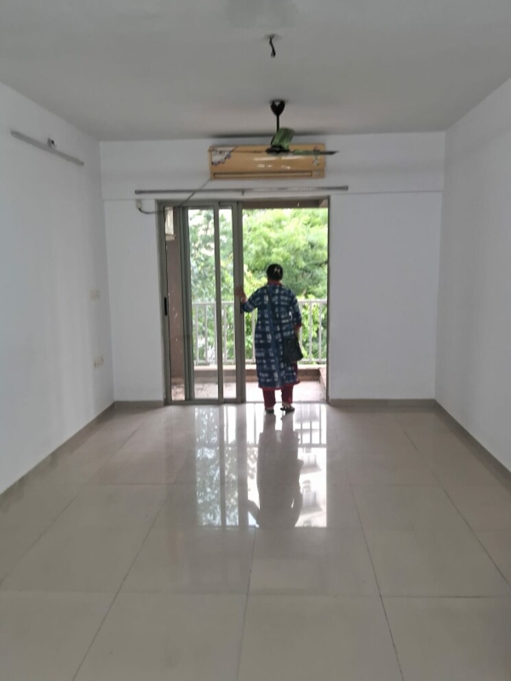 Room, dombivli east 2 Bedroom 569 Sq.Ft. Apartment In Dombivli East Thane 8735377