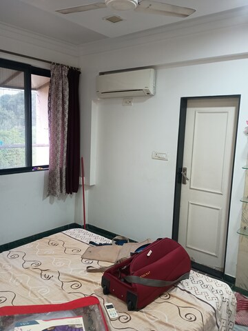 Furnished Amenities in 2 BHK Apartment at Hiranandani Estate Caviana, Ghodbunder Road – for Rent