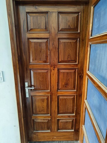 Furnished Amenities in 6 BHK Independent House at Aerocity – for Sale