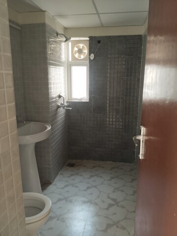 Master Bedroom in 3 BHK Apartment at Amrapali Terrace Homes, Tech Zone 4 Greater Noida – for Rent