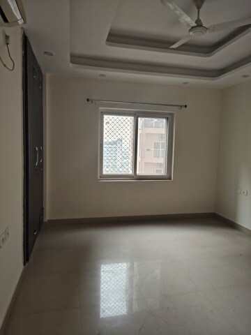 Building Lobby in 3 BHK Apartment at Ramprastha Platinum Height, Ramprastha Greens – for Rent