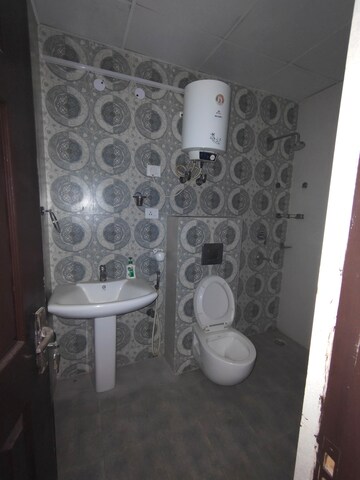 Parking in 3 BHK Apartment at Ramprastha Platinum Height, Ramprastha Greens – for Rent