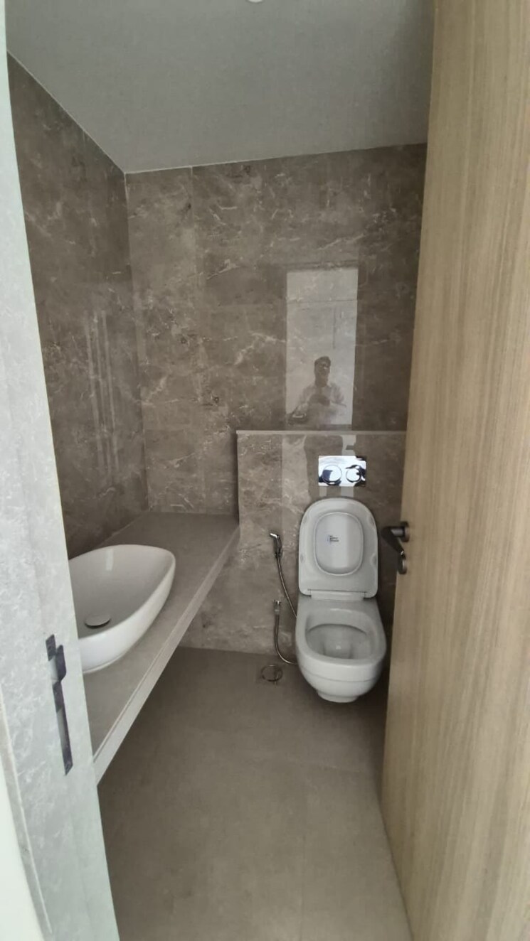 Bathroom, viceroy-savana 2 Bedroom 764 Sq.Ft. Apartment In Kandivali East Mumbai 8735323