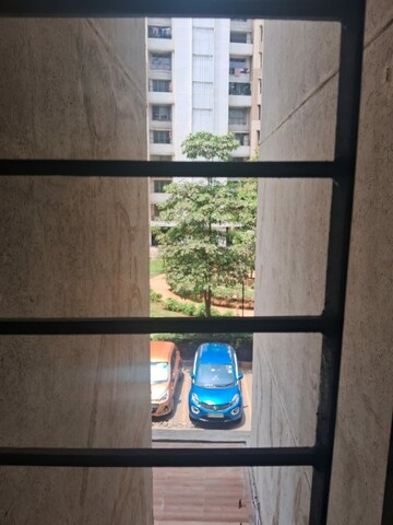 Furnished Amenities in 1 BHK Apartment at Dombivli East – for Rent