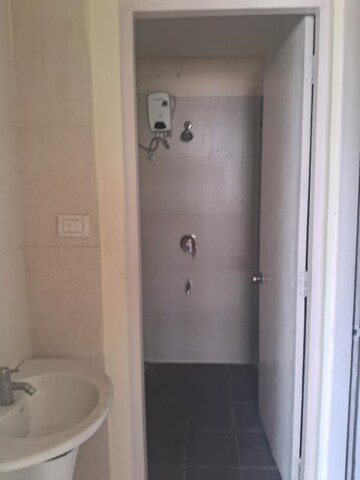 Bathroom in 1 BHK Apartment at Dombivli East – for Rent