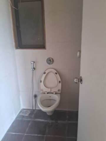 Bathroom in 1 BHK Apartment at Dombivli East – for Rent
