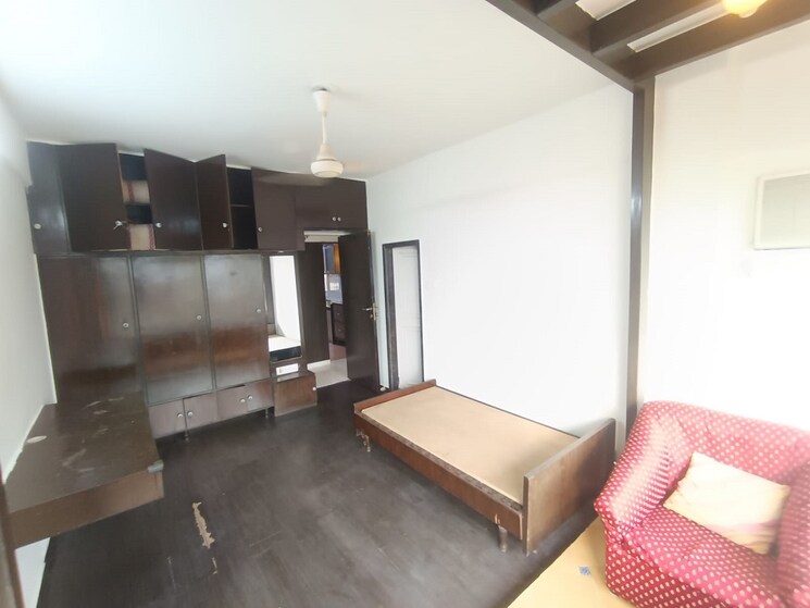 Living Room, bandra west 3 Bedroom 1200 Sq.Ft. Apartment In Bandra West Mumbai 8735592