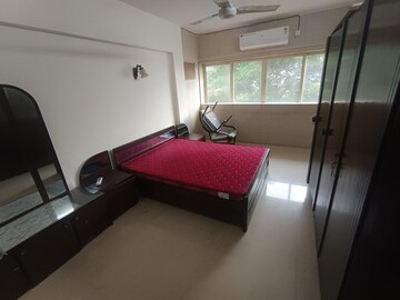 Bedroom in 3 BHK Apartment at Bandra West – for Rent