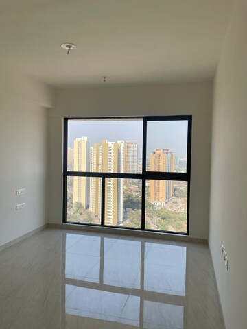 2 BHK Apartment For Rent in Lodha Crown Quality Homes, Majiwada