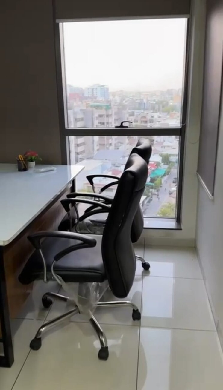 Team Area, shyamal Commercial Office Space 850 Sq.Ft. In Shyamal Ahmedabad 8735749