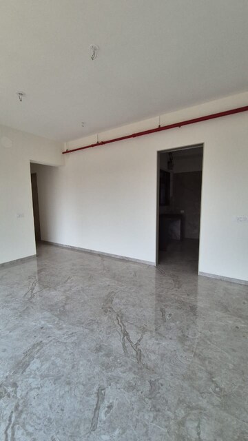 Room in 2 BHK Apartment at Viceroy Savana, Kandivali East – for Rent