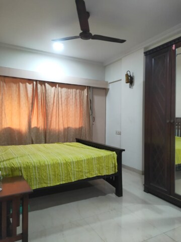 Bedroom in 2 BHK Apartment at Sanpada – for Rent